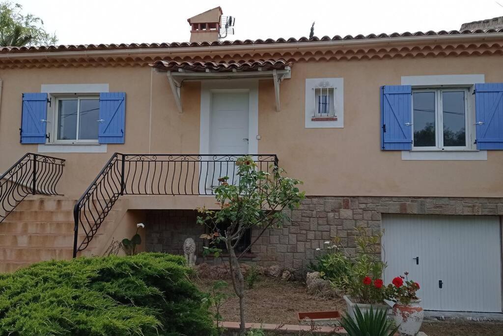 Maison Au Calme Avec Jardin Et Piscine Saint Raphael Exterior foto