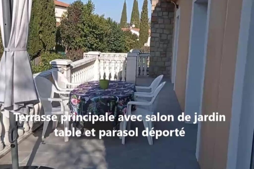 Maison Au Calme Avec Jardin Et Piscine Saint Raphael Exterior foto